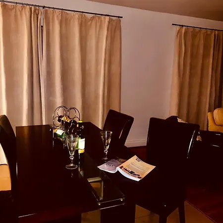 Penthouse Cork בנטרי